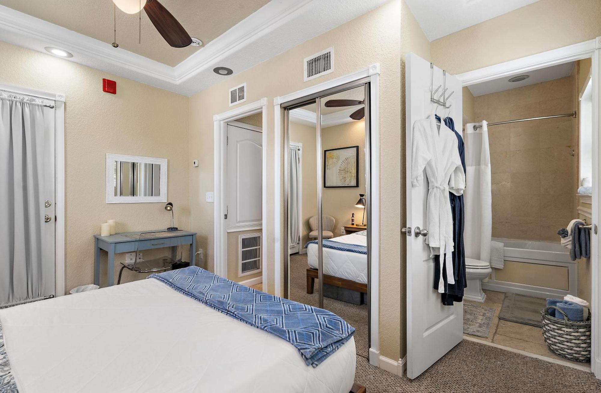 Retro Retreat In Dtsp - Explore The Downtown Area セント・ピーターズバーグ エクステリア 写真