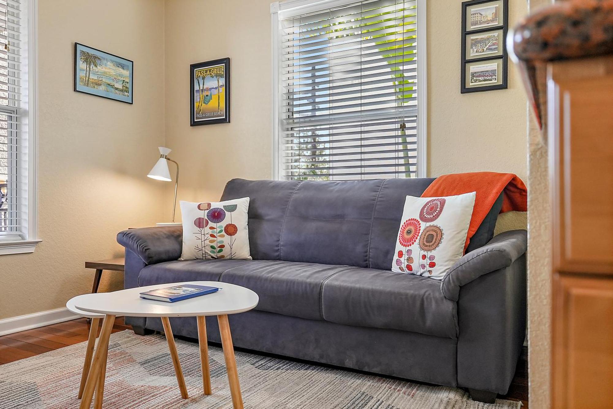 Retro Retreat In Dtsp - Explore The Downtown Area セント・ピーターズバーグ エクステリア 写真