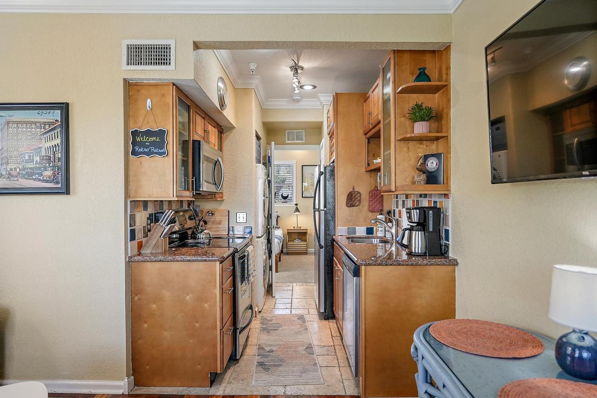 Retro Retreat In Dtsp - Explore The Downtown Area セント・ピーターズバーグ エクステリア 写真