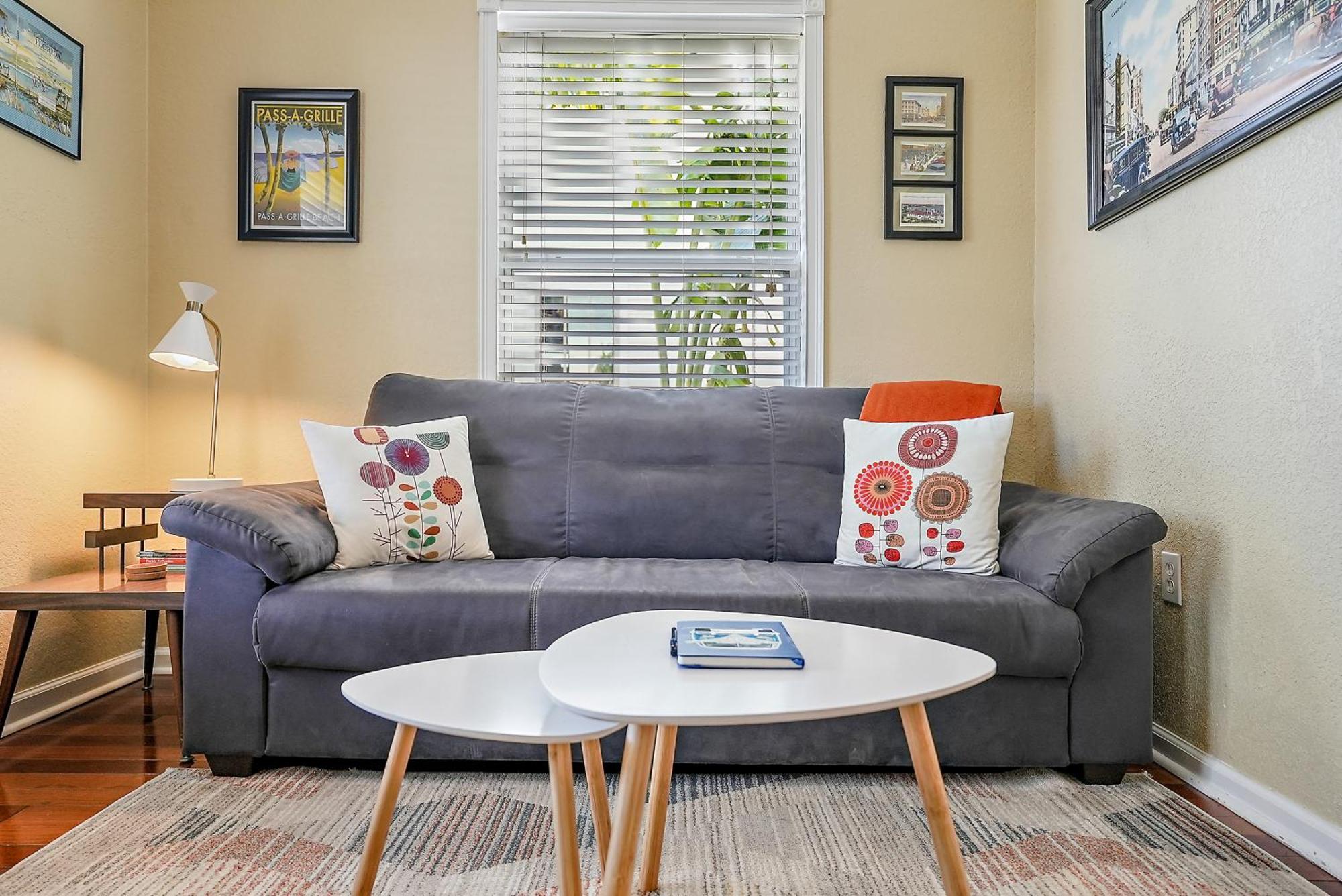 Retro Retreat In Dtsp - Explore The Downtown Area セント・ピーターズバーグ エクステリア 写真