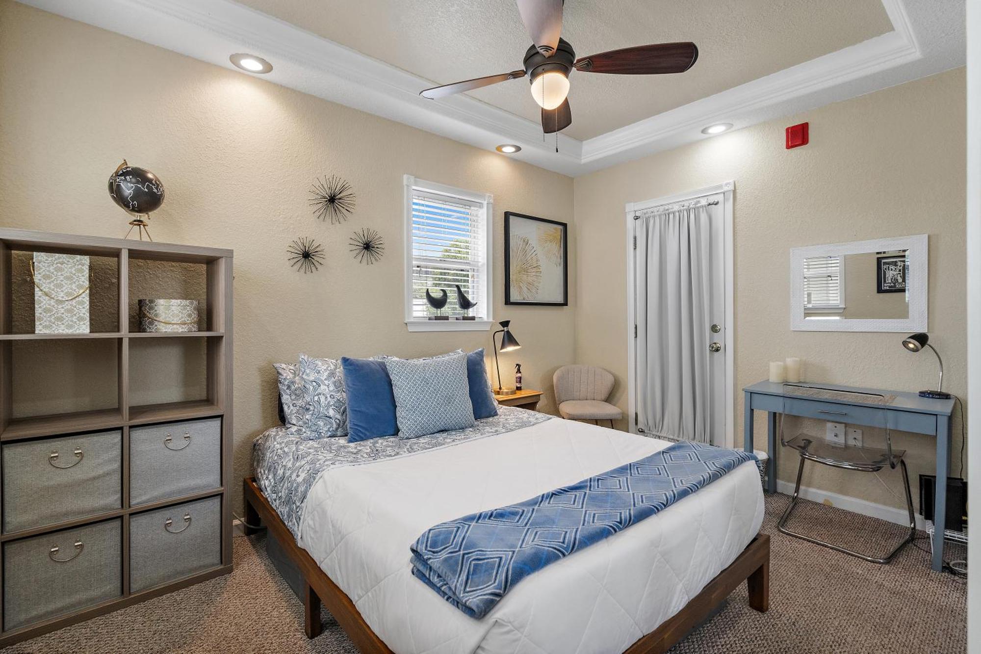 Retro Retreat In Dtsp - Explore The Downtown Area セント・ピーターズバーグ エクステリア 写真
